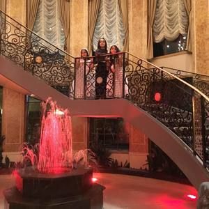 Meet your Posher, Hala